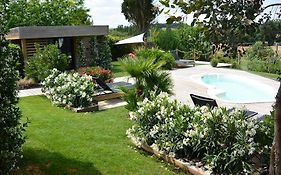 Timazen Lodges Agen Sud